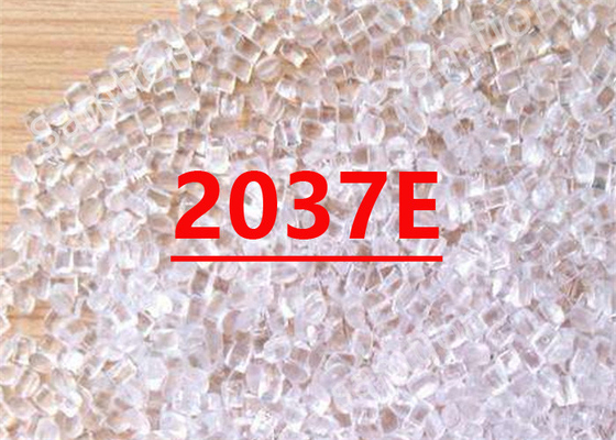 S-Plastic Lexan 2037E Wysoka stopnia lepkości, specjalnie zaprojektowana do wytłaczania profili.