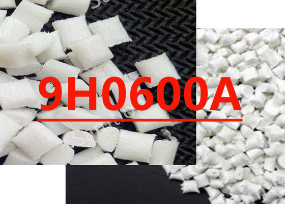 S-Plastic Thermocomp 9H0600A to związek na bazie żywicy XXXX zawierający wypełniacz o wysokiej grawitacji specyficznej.